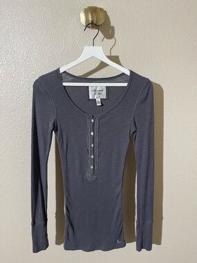 Y2K Abercrombie & Fitch Women's Long Sleeve Henley Top - Charcoal Gray